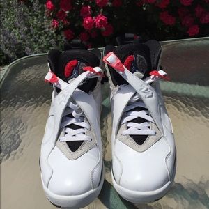 Air Jordan 8 Retro